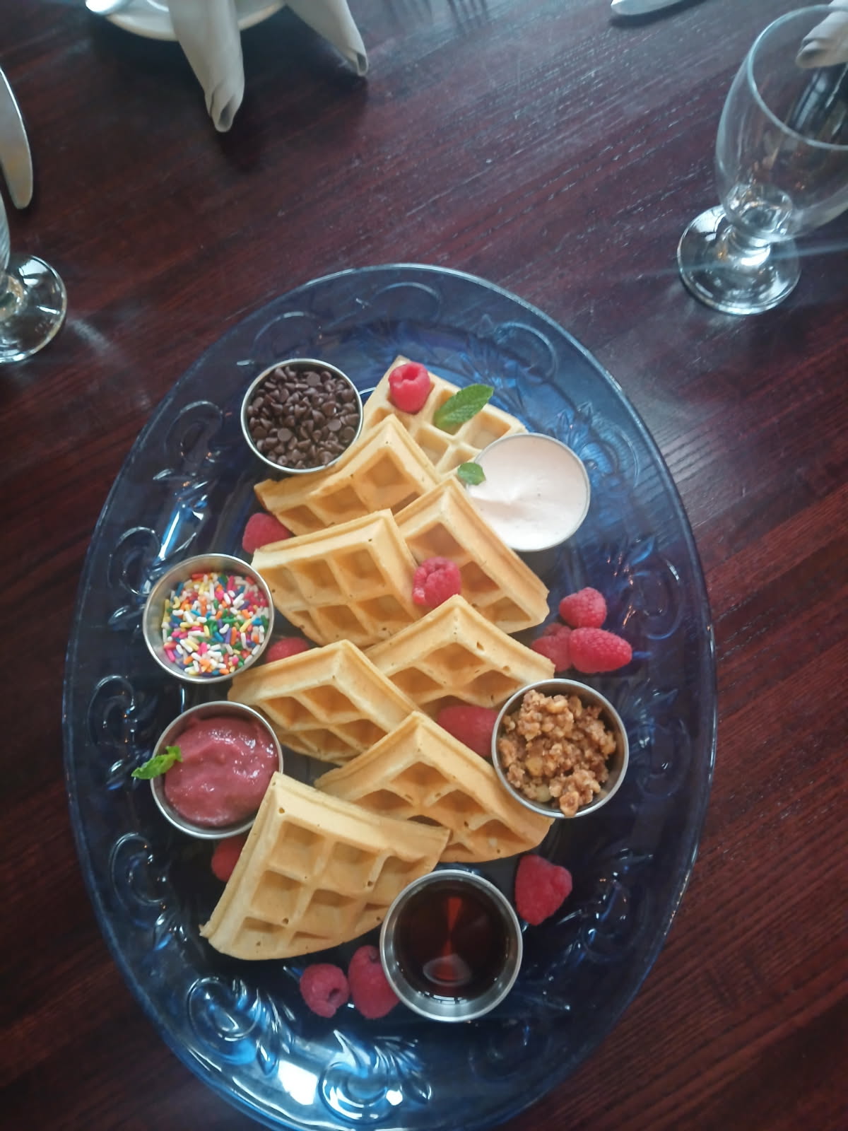 Brunch Elevated: Perfect Pairings & Playful Plates at Bank + Vine